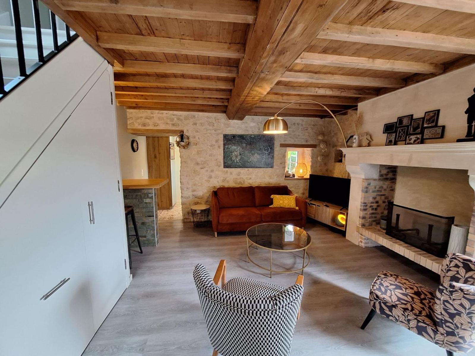 Le P'Tit Benete Villa Russy Exteriör bild